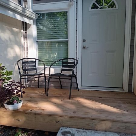 Bright And Cozy Lighthouse Cottage In Greenville Sc エクステリア 写真